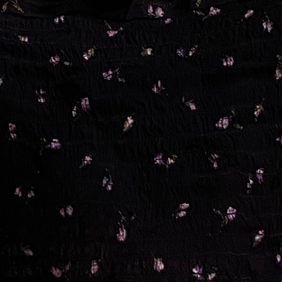 Hollister Crop Tank Top - Picture 3 of 3